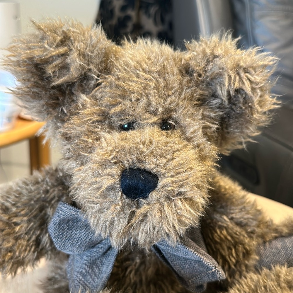The Boyds Collection Brown Bear plush Jointed “D.L. MERRILL” 1979-1999 20th anni